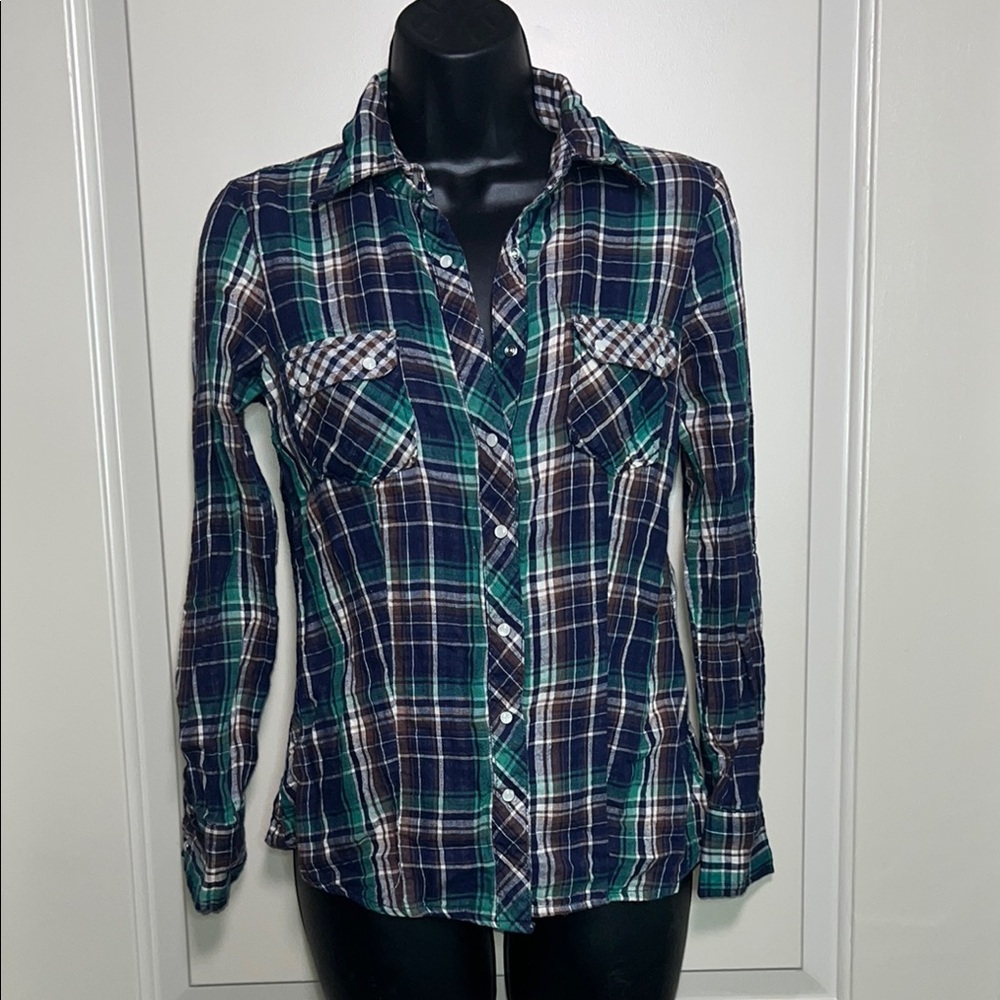 Blue and Green Long Sleeve Fitted Button Down Shirt